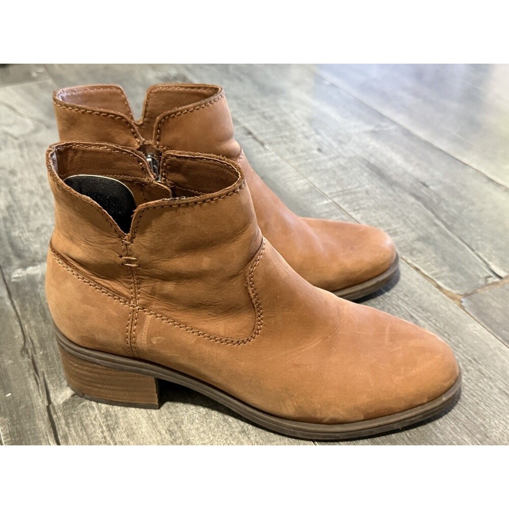 Earth Cognac Leather Ankle Boots Size 7M Side Zip Comfort Booties